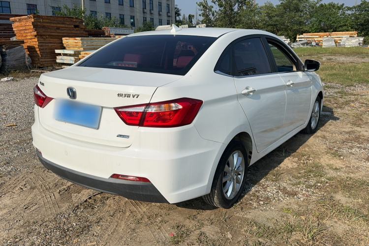 Used CHANGAN Alsvin V7 2016 1.6L Manual Enjoyment Model China V Standard Exterior 3