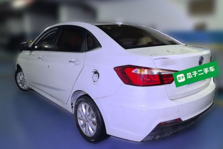 Used CHANGAN Alsvin V7 2016 1.6L Manual Enjoyment Model China V Standard Exterior 3