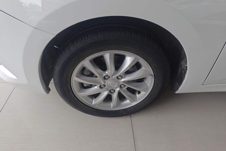 Used CHANGAN Alsvin V7 2016 1.6L Automatic Enjoyment Model China V Standard Exterior 4