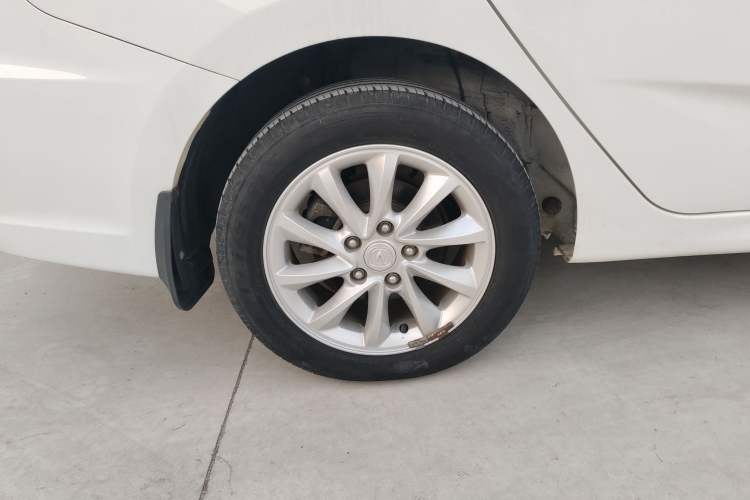 Used CHANGAN Alsvin V7 2016 1.6L Manual LeShang Model China V Standard Exterior 5