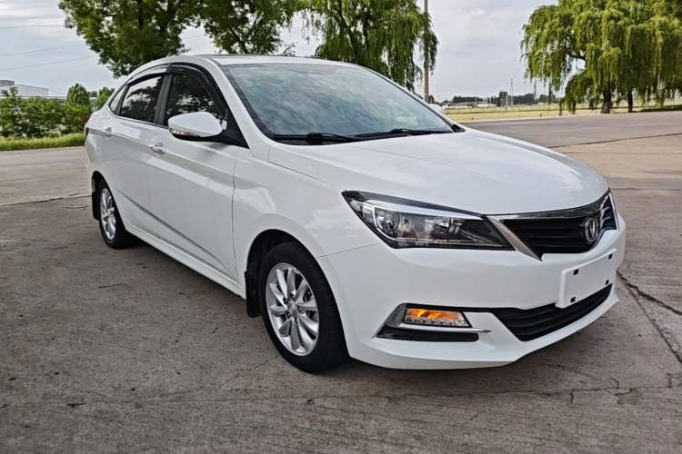 Used CHANGAN Alsvin V7 2016 1.6L Automatic Enjoyment Model China V Standard Front Right 45 Deg