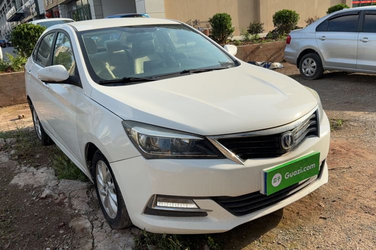Used CHANGAN Alsvin V7 2016 1.0T Manual Jingchi Elite Model Front Right 45 Deg