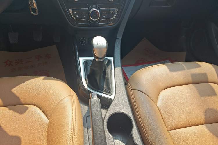 Used CHANGAN Alsvin V7 2016 1.6L Manual LeShang Model China V Standard Gear Lever