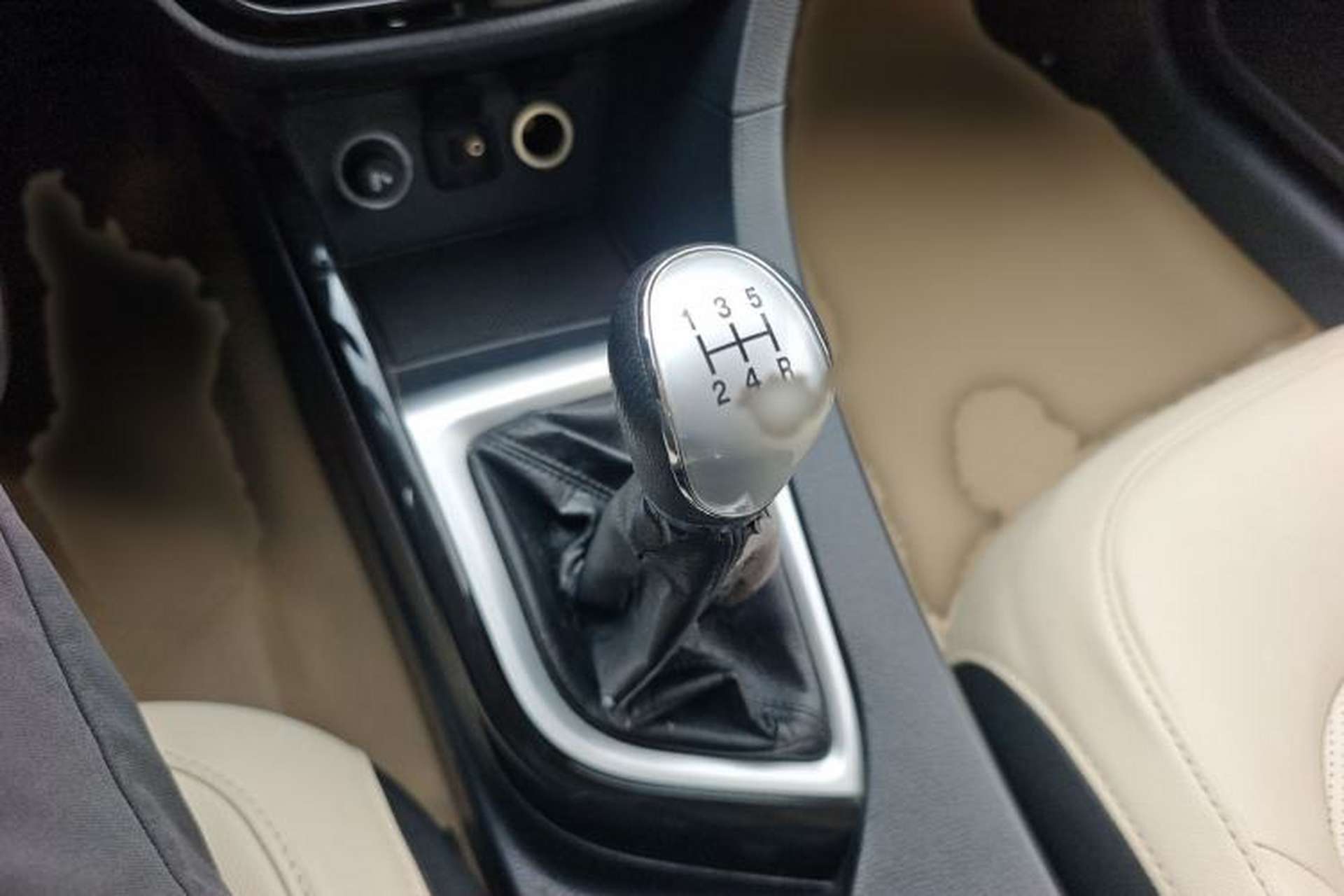 Used CHANGAN Alsvin V7 2016 1.6L Manual Enjoyment Model China V Standard Gear Lever