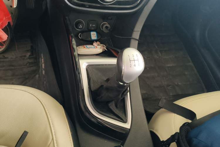 Used CHANGAN Alsvin V7 2016 1.6L Manual Enjoyment Model China V Standard Gear Lever