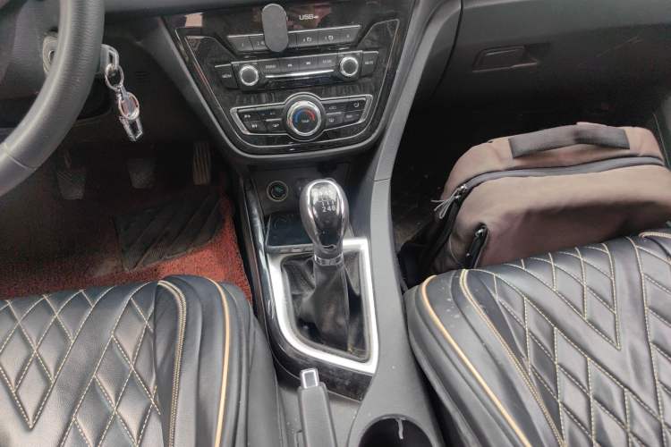 Used CHANGAN Alsvin V7 2016 1.0T Manual - Jingchi New Edition Gear Lever