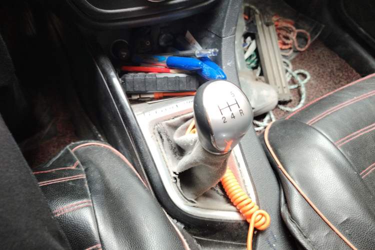 Used CHANGAN Alsvin V7 2016 1.6L Manual Joyride Model China V Standard Gear Lever