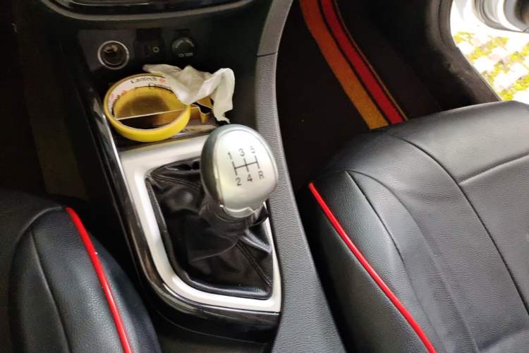 Used CHANGAN Alsvin V7 2016 1.6L Manual Enjoyment Model China V Standard Gear Lever