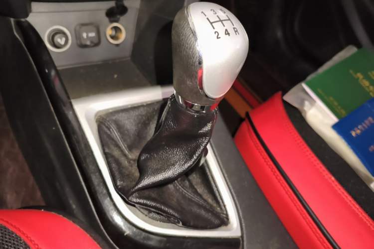 Used CHANGAN Alsvin V7 2016 1.6L Manual Enjoyment Model China V Standard Gear Lever