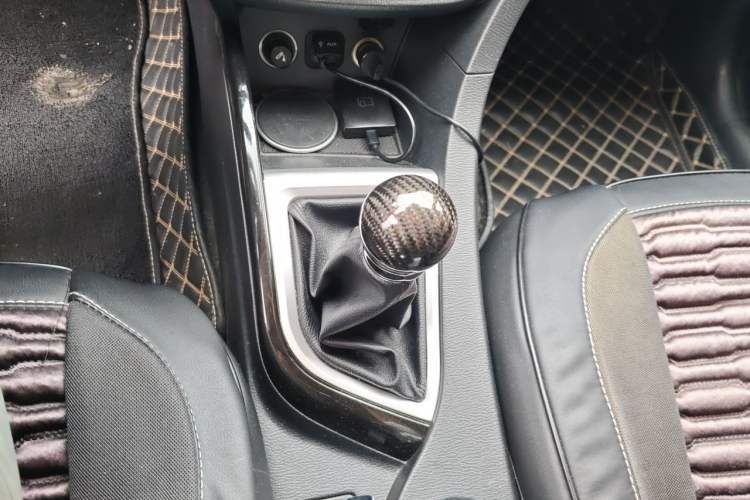 Used CHANGAN Alsvin V7 2016 1.6L Manual Enjoyment Model China V Standard Gear Lever