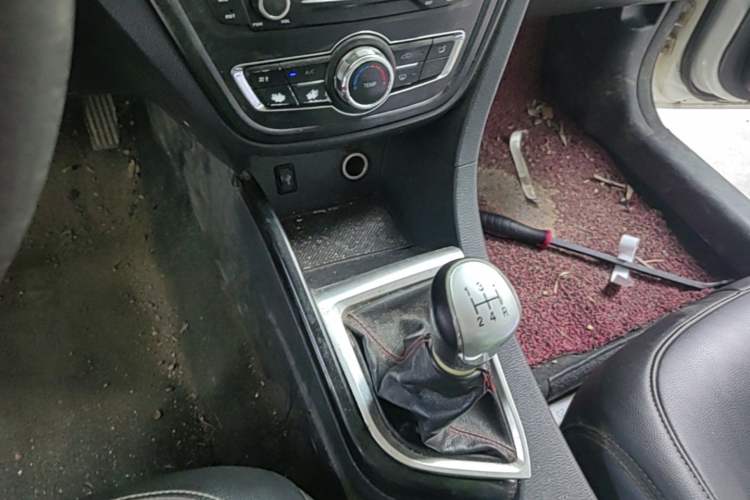 Used CHANGAN Alsvin V7 2016 1.6L Manual LeShang Model China V Standard Gear Lever