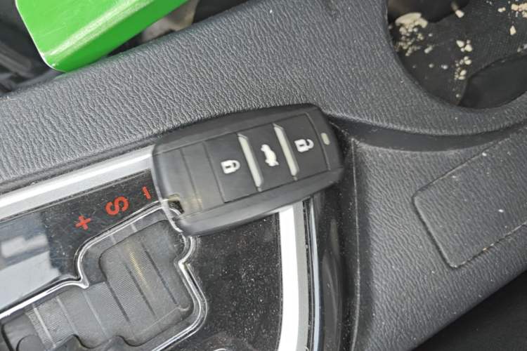 Used CHANGAN Alsvin V7 2016 1.6L Automatic Enjoyment Model China V Standard Interior 1