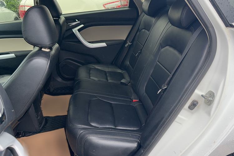 Used CHANGAN Alsvin V7 2016 1.6L Manual LeShang Model China V Standard Interior 1