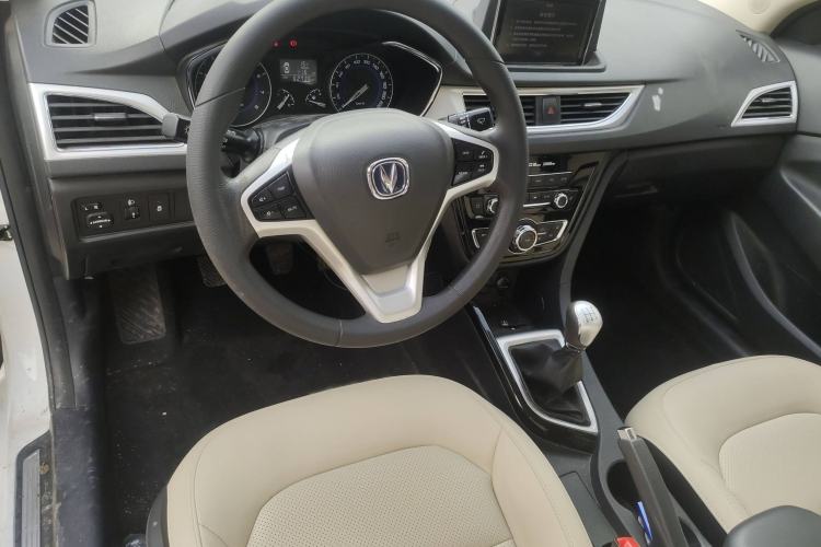 Used CHANGAN Alsvin V7 2016 1.6L Manual Enjoyment Model China V Standard Interior 2