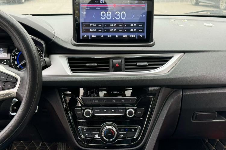 Used CHANGAN Alsvin V7 2016 1.6L Manual LeShang Model China V Standard Interior 7