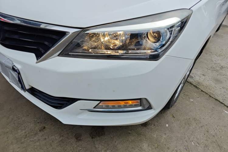 Used CHANGAN Alsvin V7 2016 1.6L Manual Enjoyment Model China V Standard Left Front Headlight