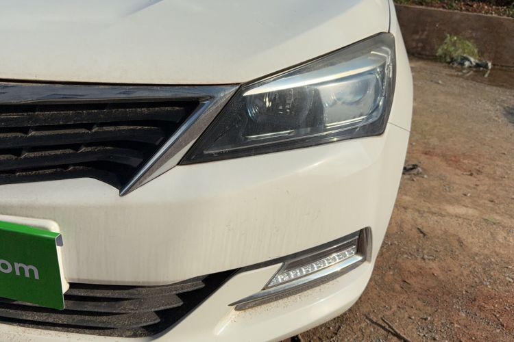 Used CHANGAN Alsvin V7 2016 1.0T Manual Jingchi Elite Model Left Front Headlight