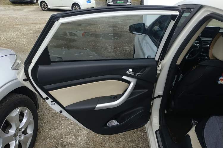 Used CHANGAN Alsvin V7 2016 1.6L Manual LeShang Model China V Standard Left Rear Door Interior