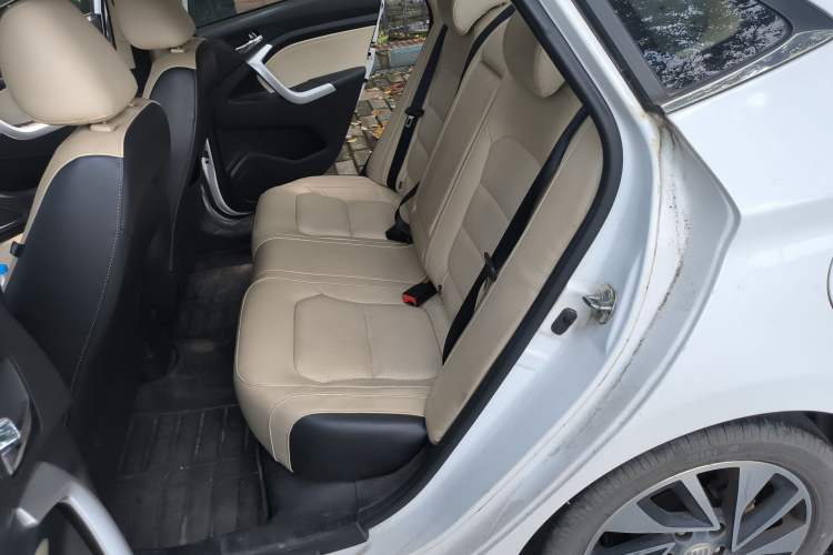 Used CHANGAN Alsvin V7 2016 1.6L Automatic Fun Model China V Standard Left Rear Seat