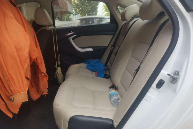 Used CHANGAN Alsvin V7 2016 1.6L Automatic Enjoyment Model China V Standard Left Rear Seat