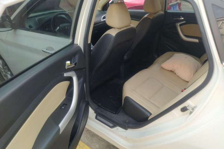 Used CHANGAN Alsvin V7 2016 1.6L Automatic Enjoyment Model China V Standard Left Rear Seat