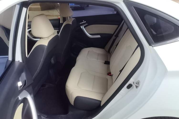 Used CHANGAN Alsvin V7 2016 1.6L Automatic Enjoyment Model China V Standard Left Rear Seat