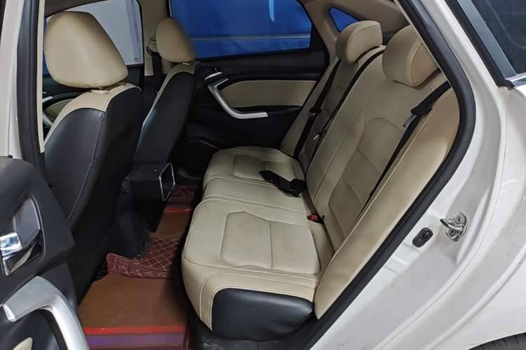 Used CHANGAN Alsvin V7 2016 1.6L Manual Enjoyment Model China V Standard Left Rear Seat