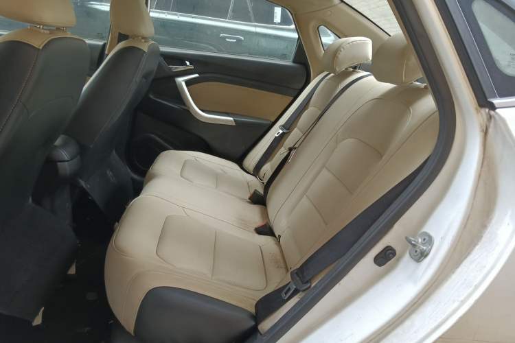 Used CHANGAN Alsvin V7 2016 1.6L Manual Enjoyment Model China V Standard Left Rear Seat