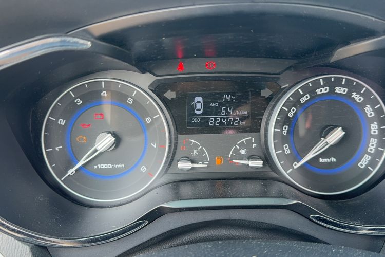 Used CHANGAN Alsvin V7 2016 1.6L Manual Enjoyment Model China V Standard Odometer Close Up