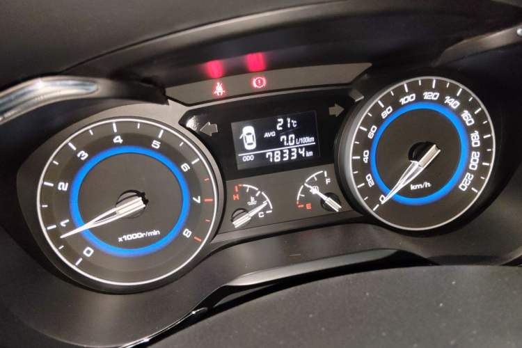 Used CHANGAN Alsvin V7 2016 1.6L Manual Enjoyment Model China V Standard Odometer Close Up