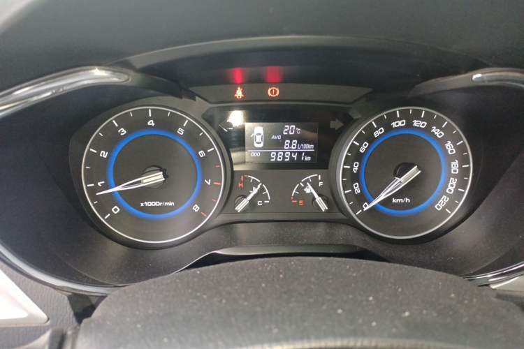 Used CHANGAN Alsvin V7 2016 1.6L Manual LeShang Model China V Standard Odometer Close Up