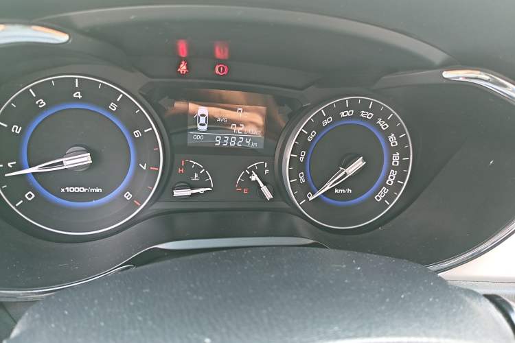 Used CHANGAN Alsvin V7 2016 1.6L Manual Enjoyment Model China IV Standard Odometer Close Up