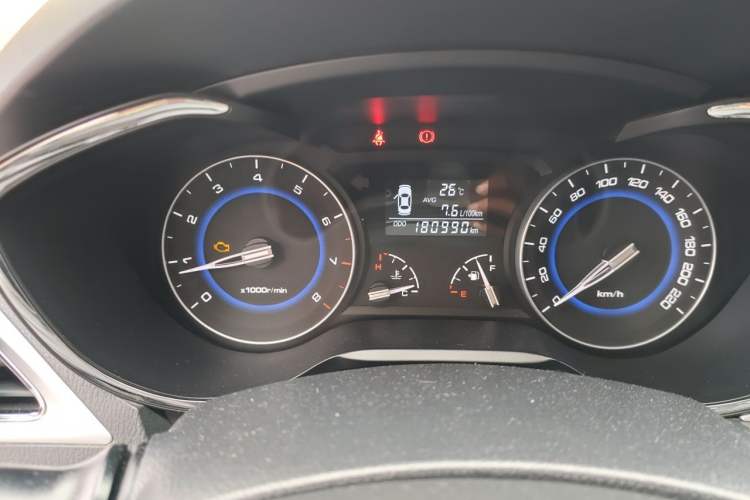 Used CHANGAN Alsvin V7 2016 1.6L Manual Enjoyment Model China V Standard Odometer Close Up