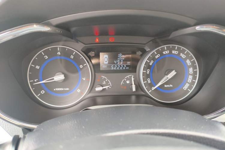 Used CHANGAN Alsvin V7 2016 1.6L Manual LeShang Model China IV Standard Odometer Close Up