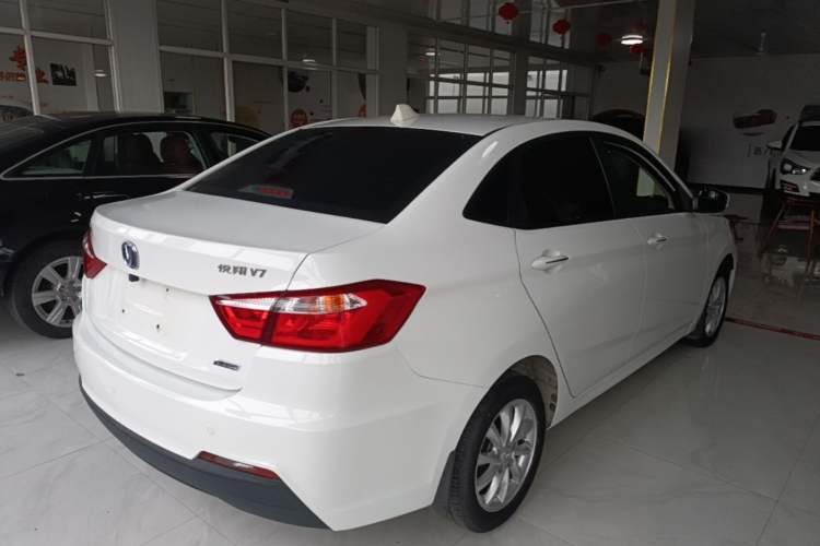 Used CHANGAN Alsvin V7 2016 1.6L Manual LeShang Model China V Standard Rear Right 45 Deg