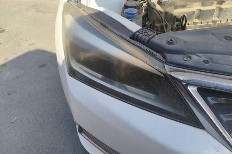 Used CHANGAN Alsvin V7 2016 1.6L Manual LeShang Model China V Standard Right Front Headlight