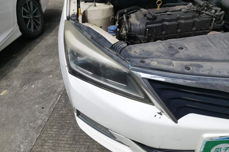 Used CHANGAN Alsvin V7 2016 1.6L Manual Fun Edition China V Standard Right Front Headlight