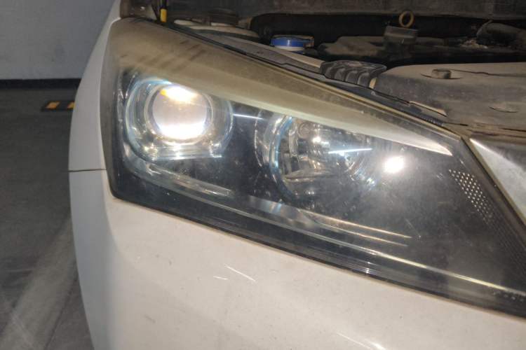 Used CHANGAN Alsvin V7 2016 1.6L Manual LeShang Model China IV Standard Right Front Headlight