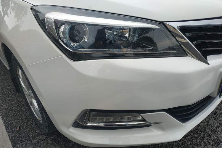 Used CHANGAN Alsvin V7 2016 1.6L Manual Enjoyment Model China V Standard Right Front Headlight