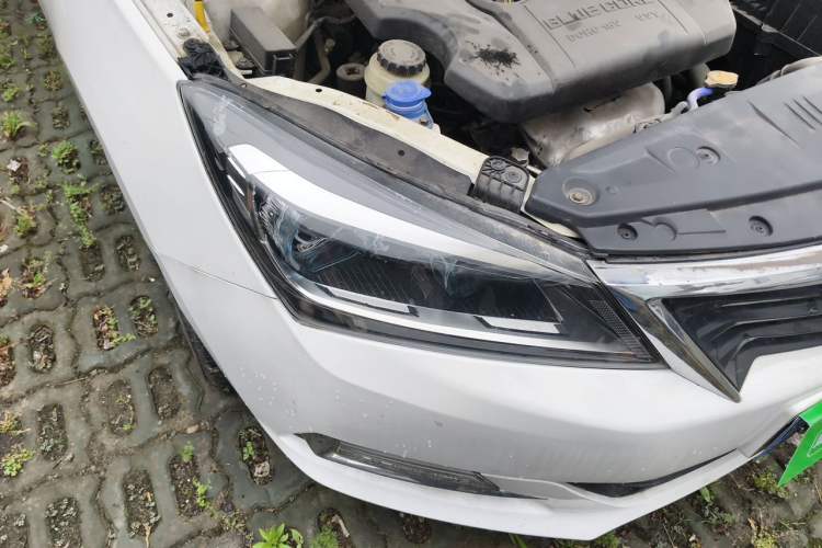 Used CHANGAN Alsvin V7 2016 1.6L Automatic Enjoyment Model China V Standard Right Front Headlight