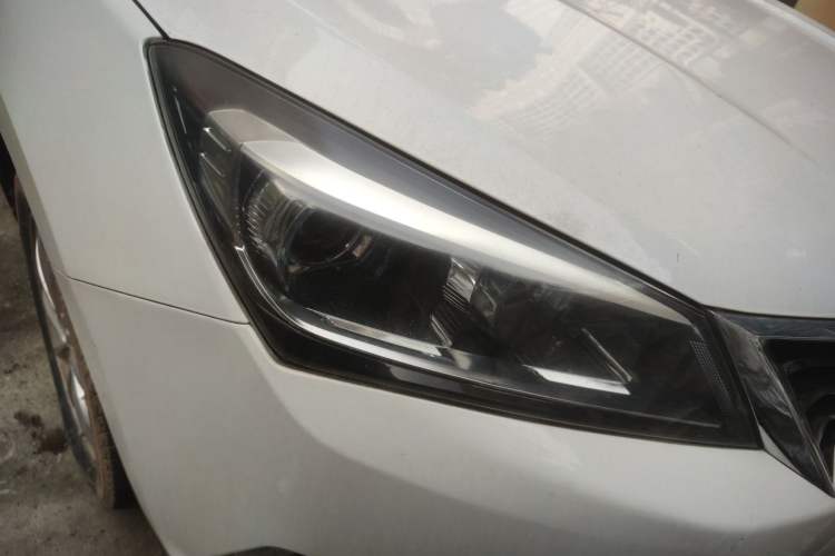 Used CHANGAN Alsvin V7 2016 1.6L Manual Enjoyment Model China V Standard Right Front Headlight