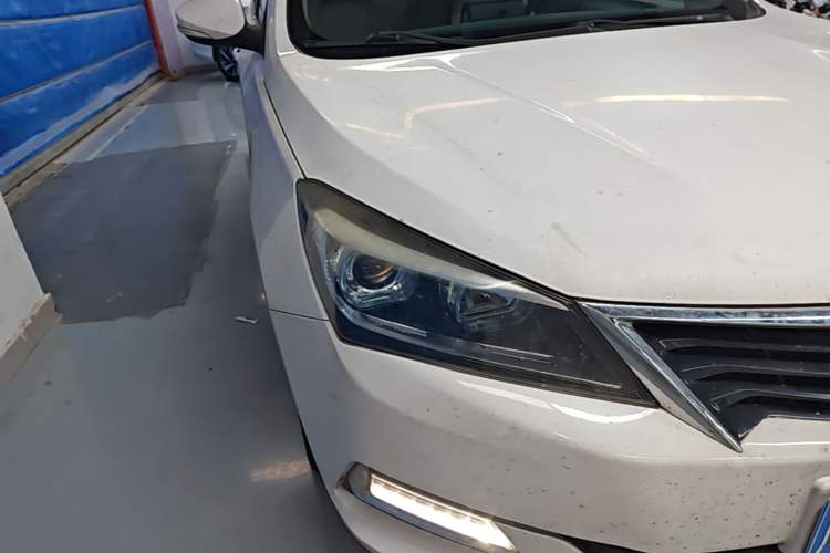 Used CHANGAN Alsvin V7 2016 1.6L Manual Enjoyment Model China V Standard Right Front Headlight