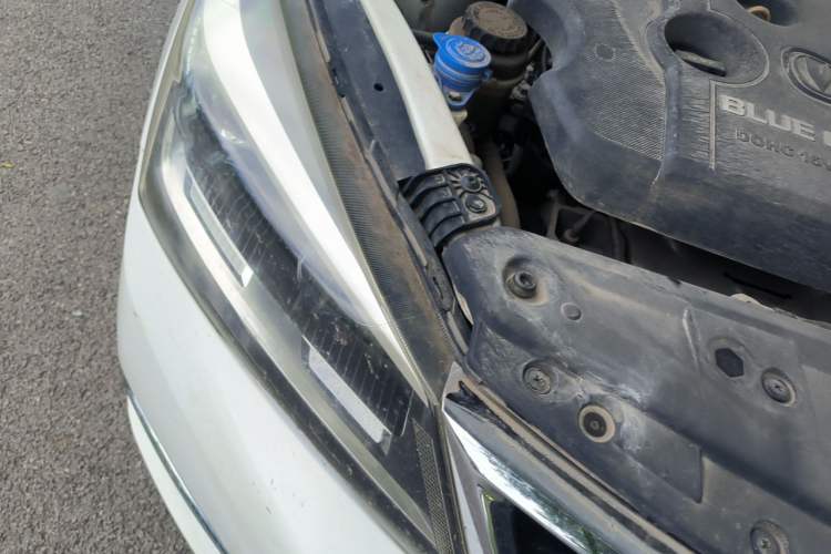 Used CHANGAN Alsvin V7 2016 1.6L Manual Enjoyment Model China IV Standard Right Front Headlight