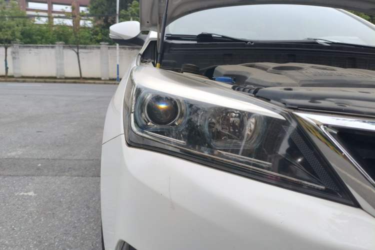 Used CHANGAN Alsvin V7 2016 1.6L Manual LeShang Model China IV Standard Right Front Headlight