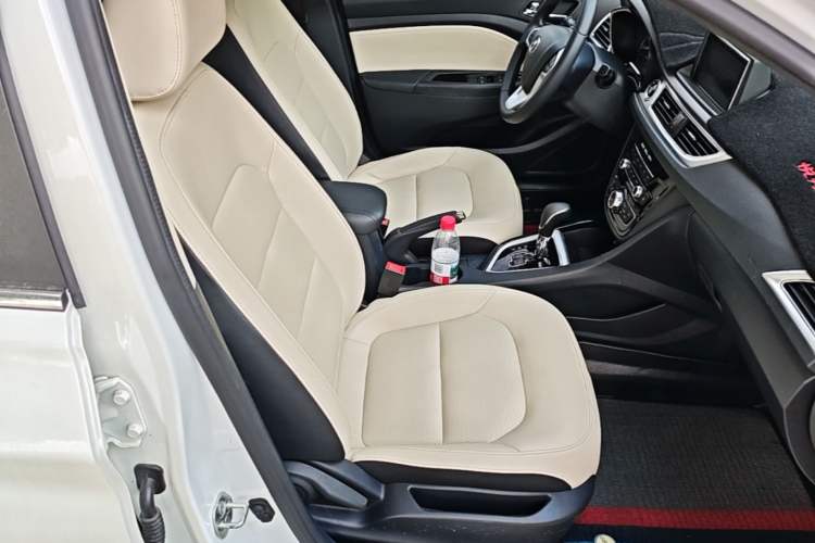 Used CHANGAN Alsvin V7 2016 1.6L Automatic Enjoyment Model China V Standard Right Front Seat