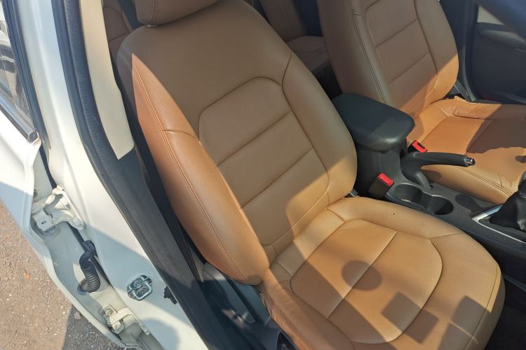 Used CHANGAN Alsvin V7 2016 1.6L Manual LeShang Model China V Standard Right Front Seat