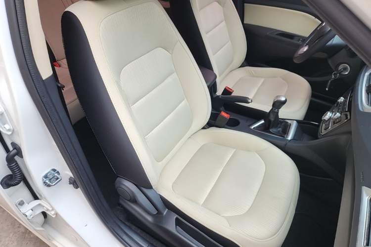 Used CHANGAN Alsvin V7 2016 1.6L Manual Joyride Model China V Standard Right Front Seat