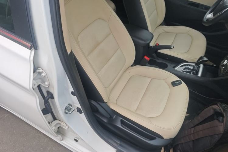 Used CHANGAN Alsvin V7 2016 1.6L Automatic Enjoyment Model China V Standard Right Front Seat