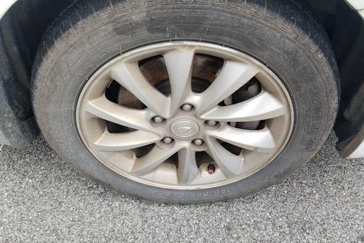 Used CHANGAN Alsvin V7 2016 1.6L Automatic Fun Model China IV Standard Right Front Wheel Hub