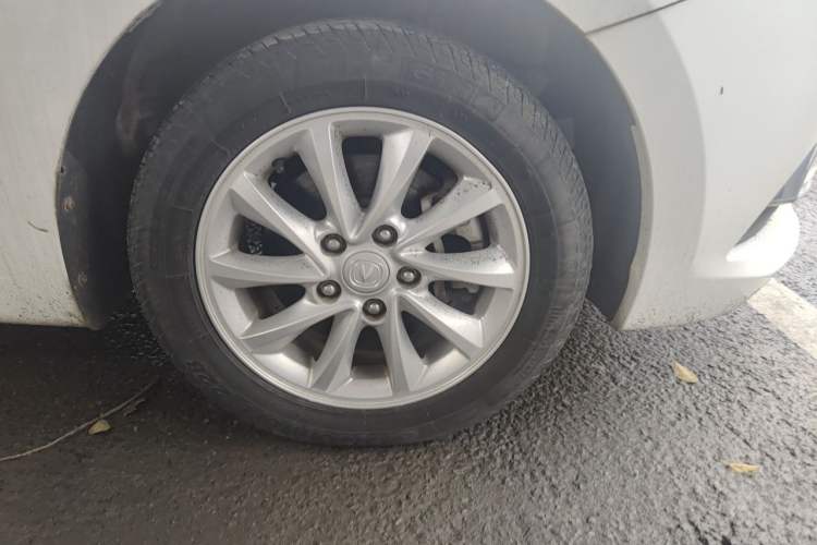 Used CHANGAN Alsvin V7 2016 1.6L Manual LeShang Model China V Standard Right Front Wheel Hub
